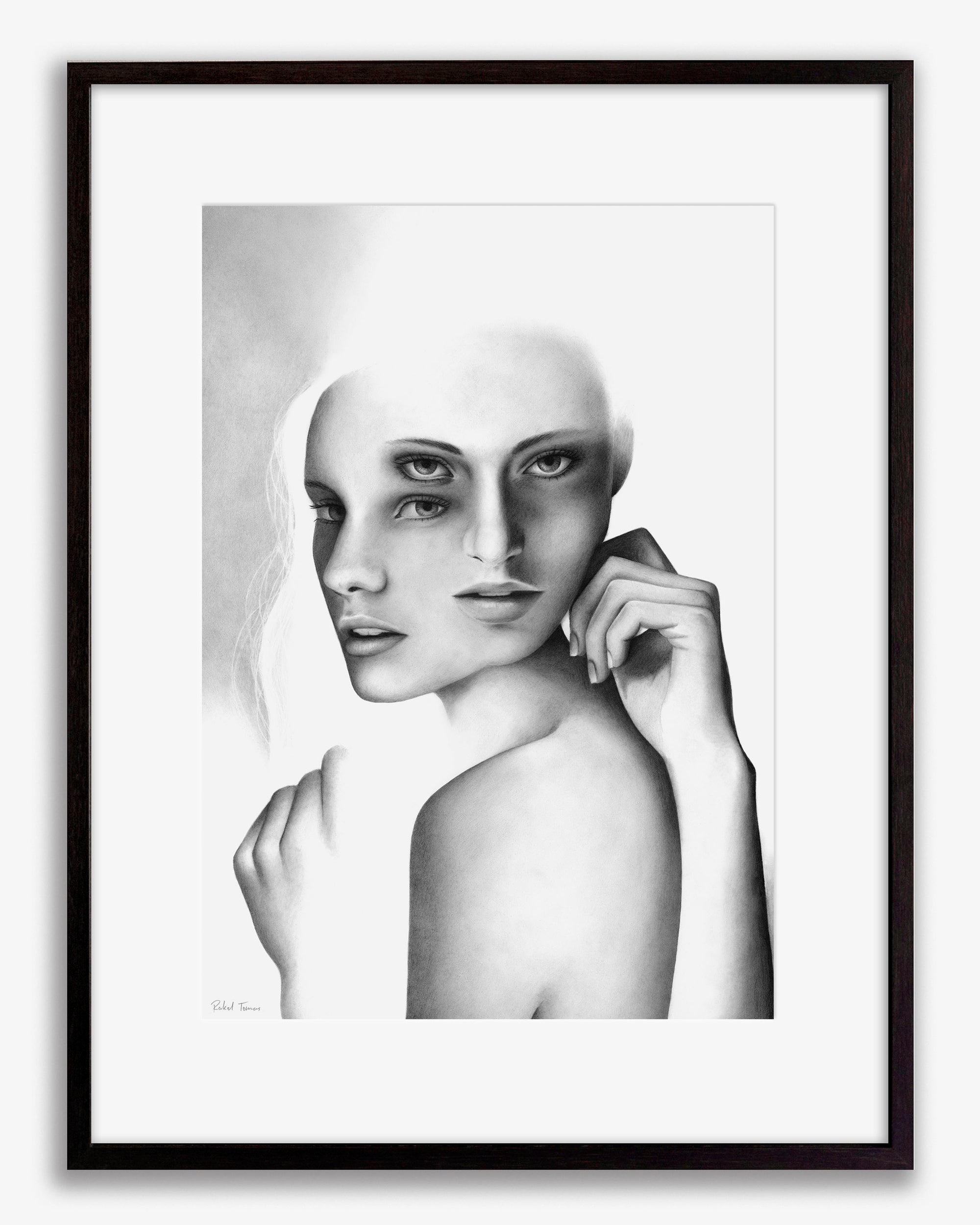 Surrealistic pencil drawing of the female body by Rakel Tomas 
